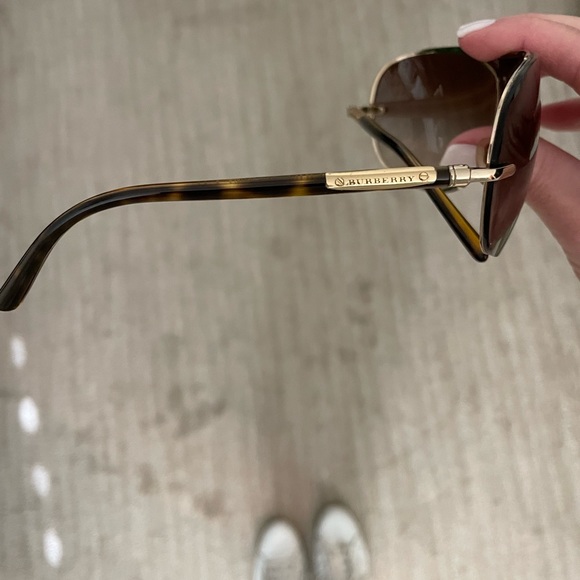 Authentic Burberry Sunglasses - Picture 6 of 6